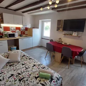  Apartment Many Croatia